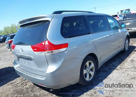 2014 Toyota Sienna Le V6 8 Passenger from USA, damaged, VIN 5TDKK3DC4ES464406